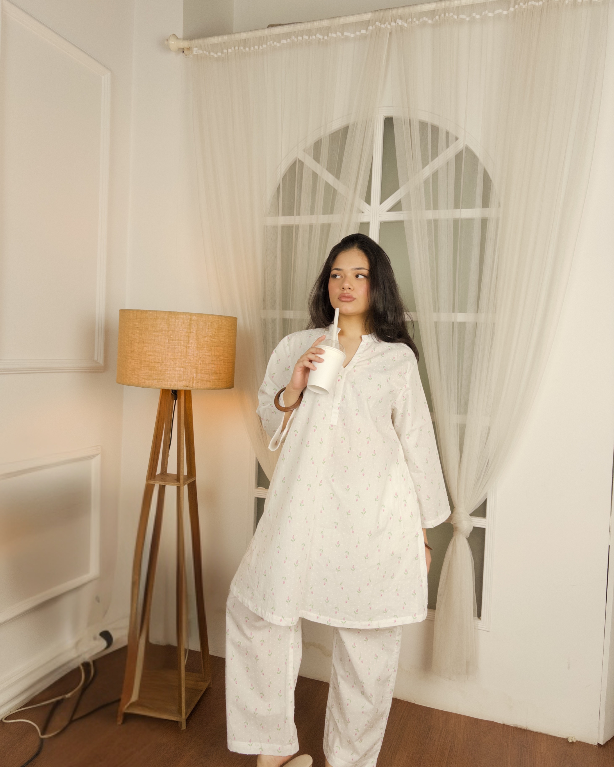 Feather – White Cotton Relaxed-Fit Kurta Set